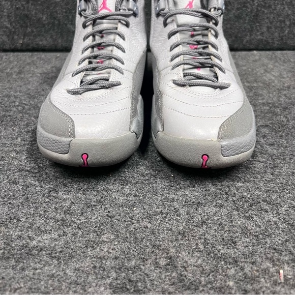 Nike Air Jordan 12 Retro Wolf Grey Vivid Pink 510815-029 GS Sz 5Y - Picture 3 of 13